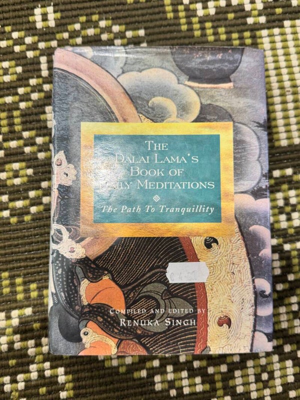 The Dalal Lama’s book of daily meditations - books*
