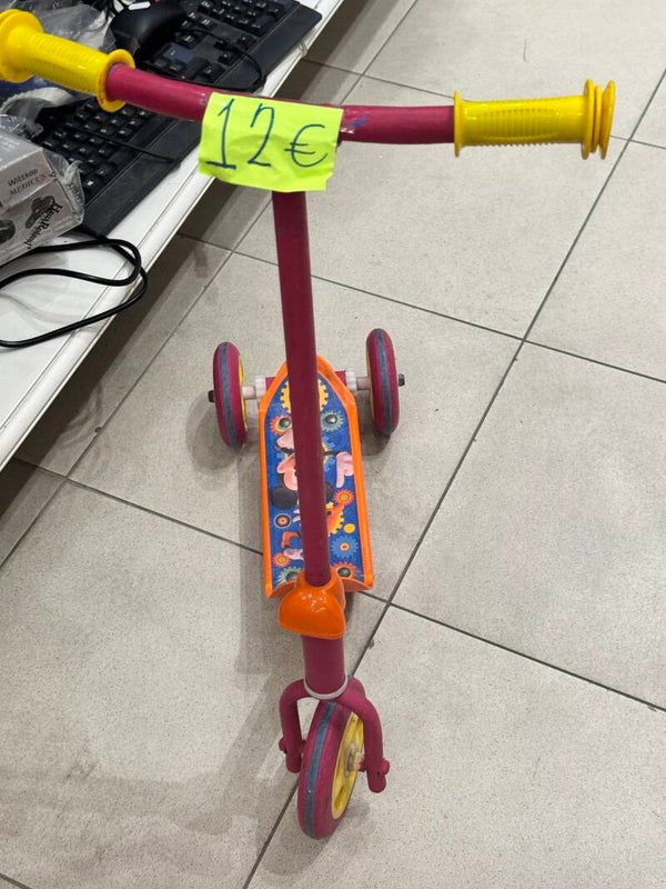 Mickey Mouse scooter - toys*