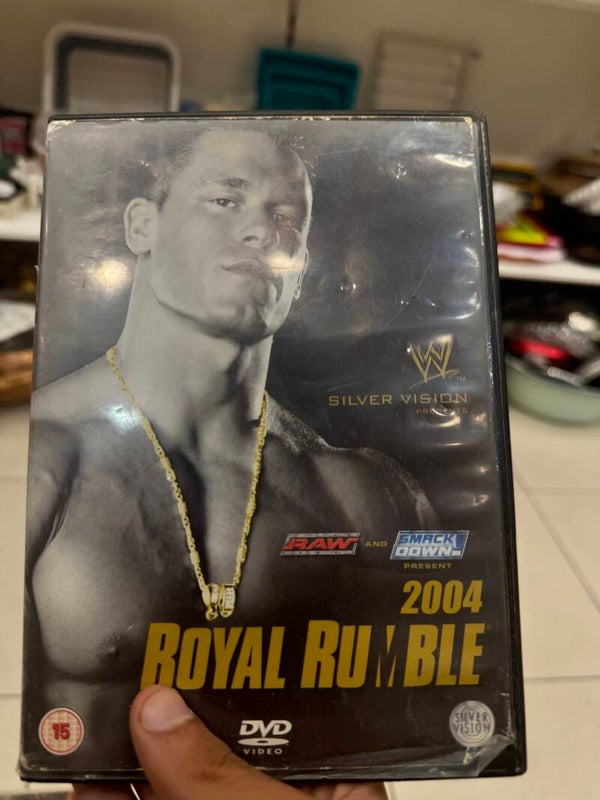 2004 royal rumble DVD - movies*
