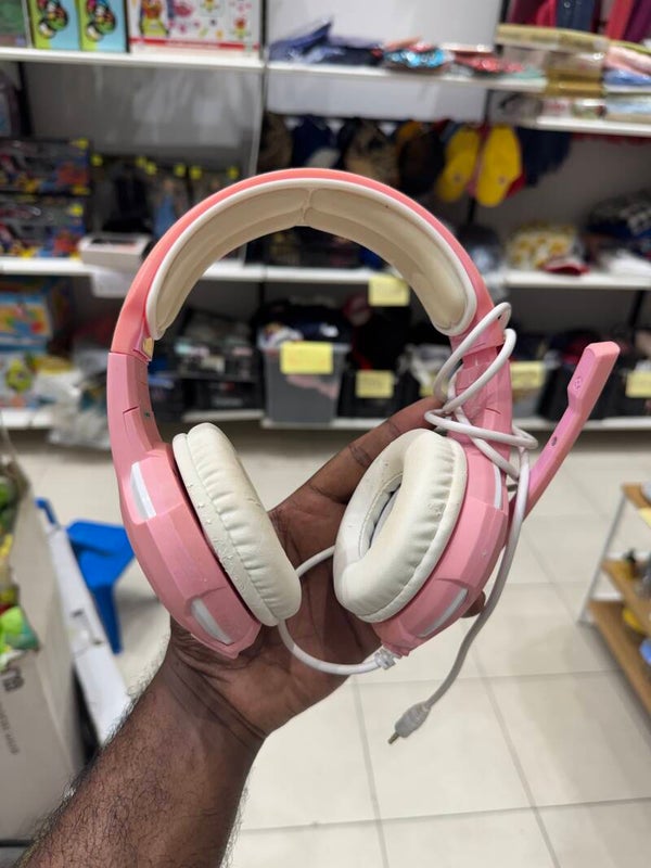 Girl Headphones - Gaming