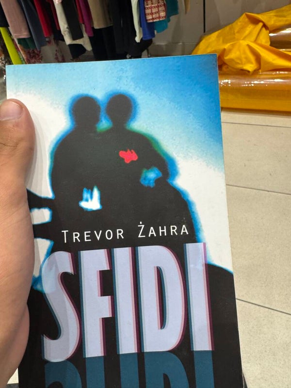 Trevor Żahara Sfidi - books*
