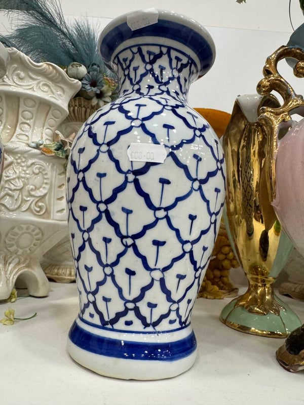 Vase-Decor*