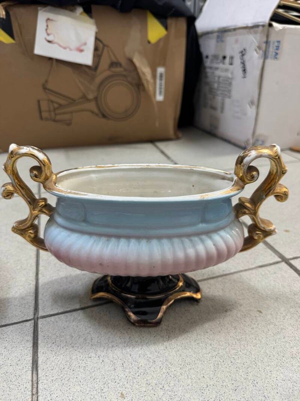 Vintage Ceramic Mantel Vase-Decor*