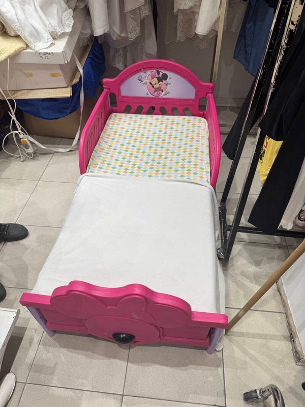 Minnie Mouse Bed - Supplies*