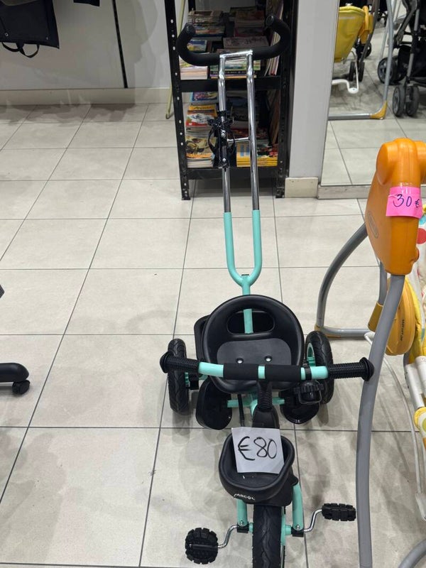 Tiny Toes Tricycle with parental push handle - Toys*