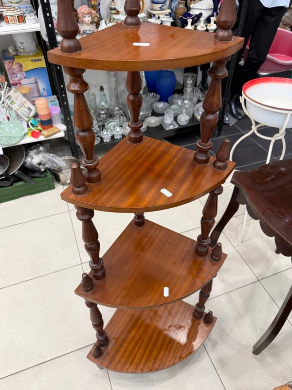 Wooden Corner - Supplies
