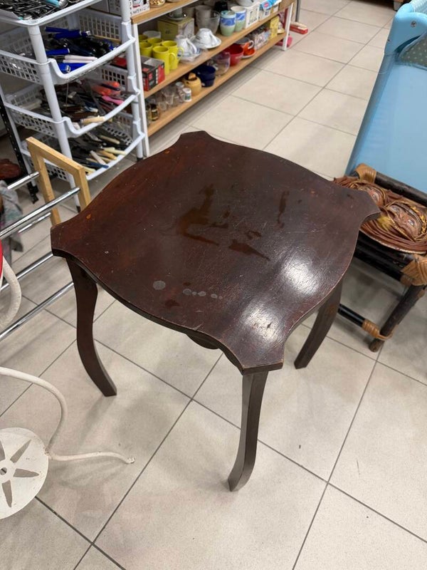 Light Short Table - Supplies*