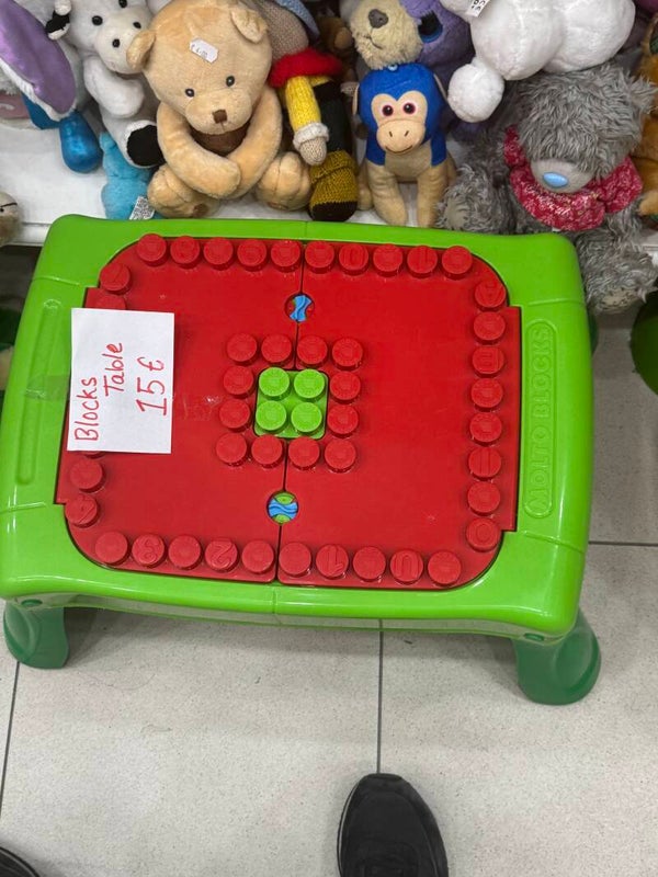 Block table - toys*