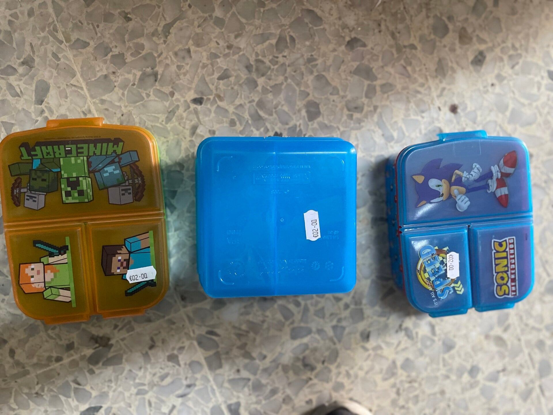 Lunch Boxes - 2€ Each - Stationery