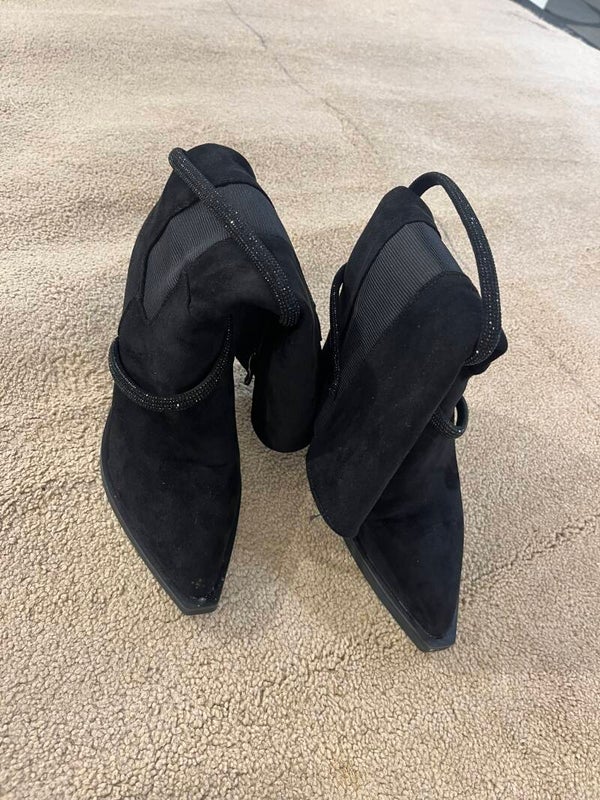Women Boots - Brand New - Size 39***