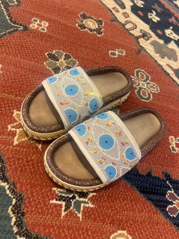 Women’s Slides - Size 39****