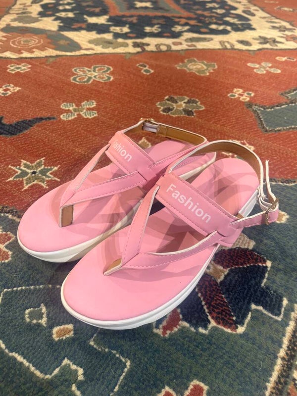 Women’s Sandal - Size 42 ***