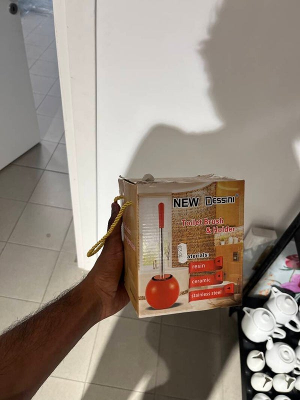 Toilet Brush and Holder - Supplies ***