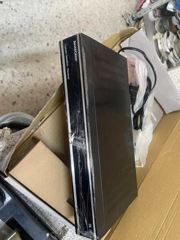 Digital Satellite Receiver - Electric