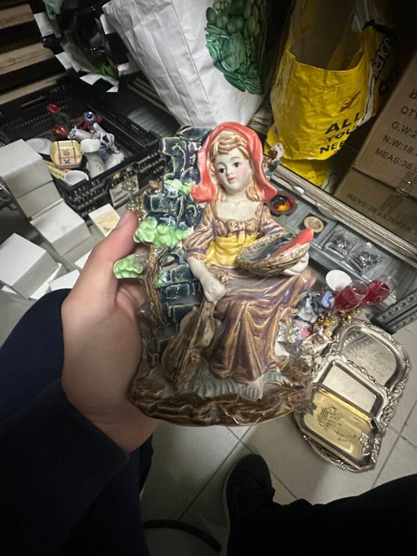 Antique Figure - Figurines*