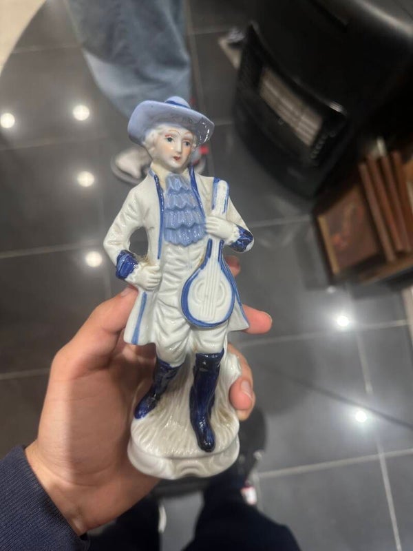 Ceramic Figurine - Figurines*