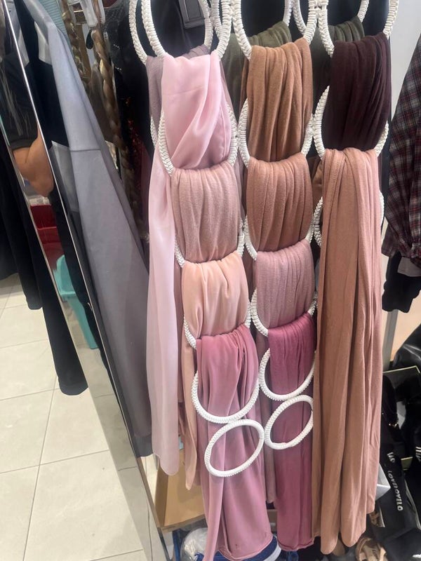 Women Scarfs - Brand New - €3 Each*