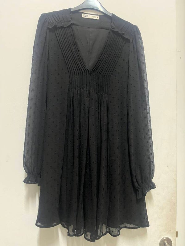 Zara black dress size XS- Women Clothes ***