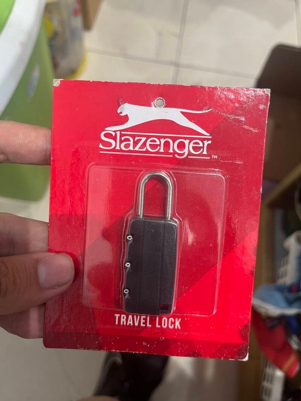 Slazenger Lock - Supplies*