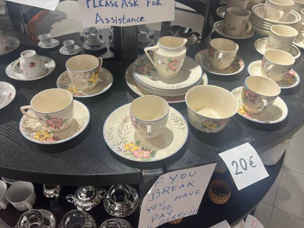 vintage ceramic tea set - home supplies*