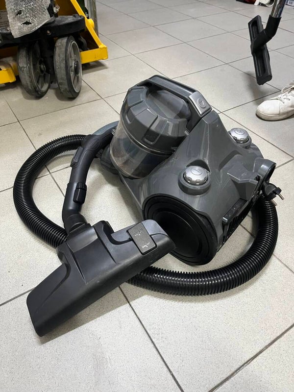 Vacuum Cleaner-Electric*