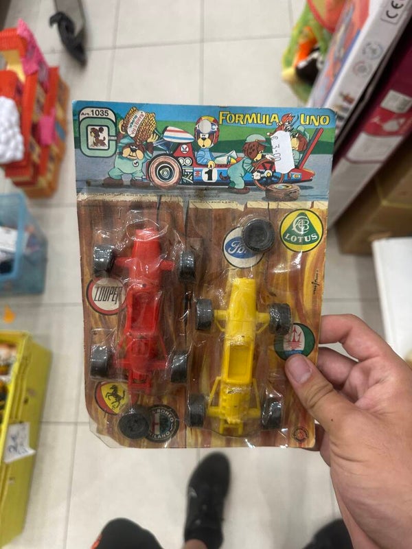 Vintage Formula Uno Race Cars - Toys*