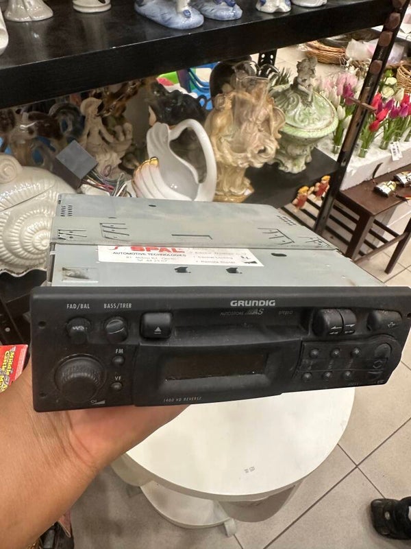 Vintage Car Stereo - Electric*