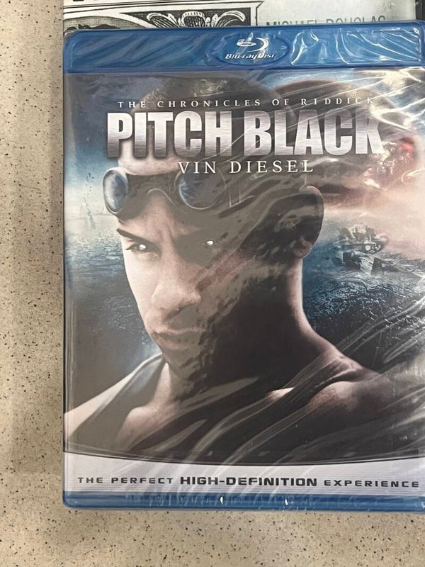 Pitch Black Vin Diesel - Movies*