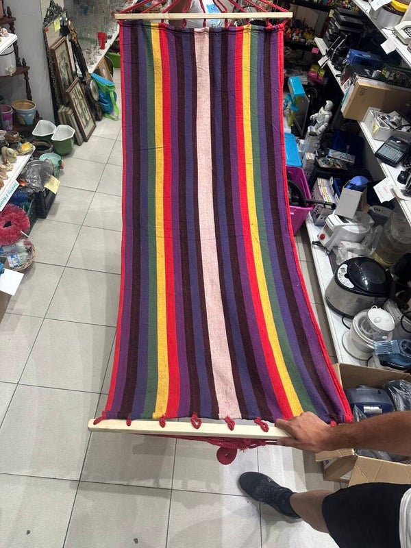 Swing Bed - Hobbies **