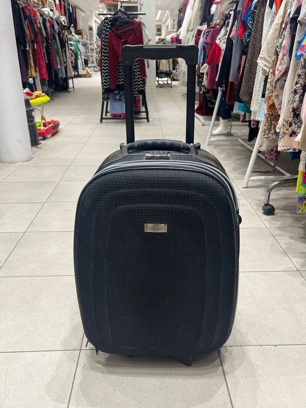Luggage- Travel ***