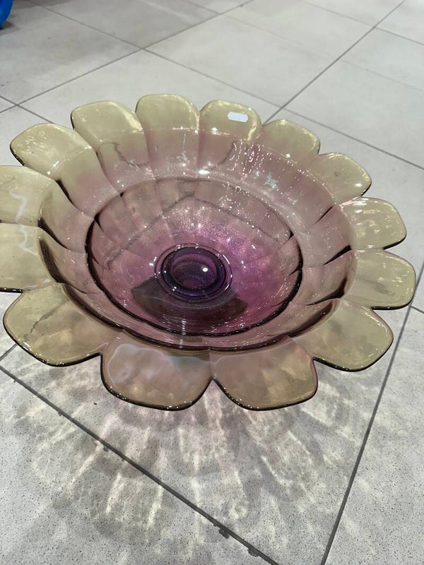 Big glass bowl- Supplies ***