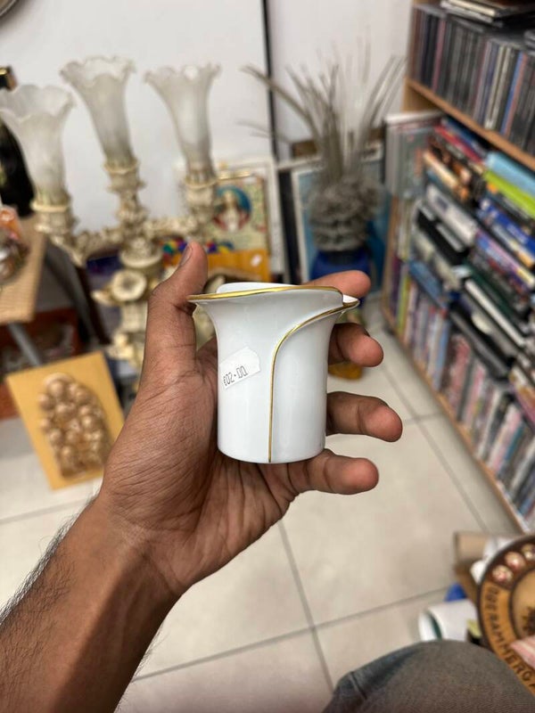 Porcelain Mini Vase - Decor