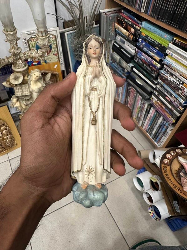 Lady Of Fatima - Religious