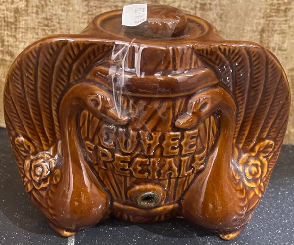 Vintage Ceramic Barrel With Swans - Decor