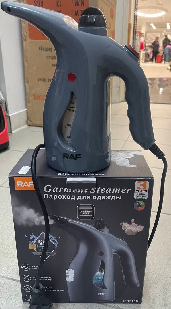Steam Iron For Clothes - Electric