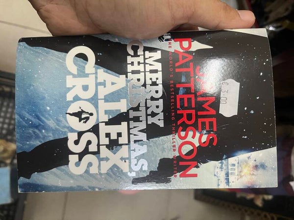 Merry Christmas By James Patterson - Books*