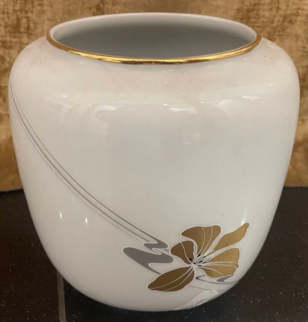 Vintage White Vase - Decor
