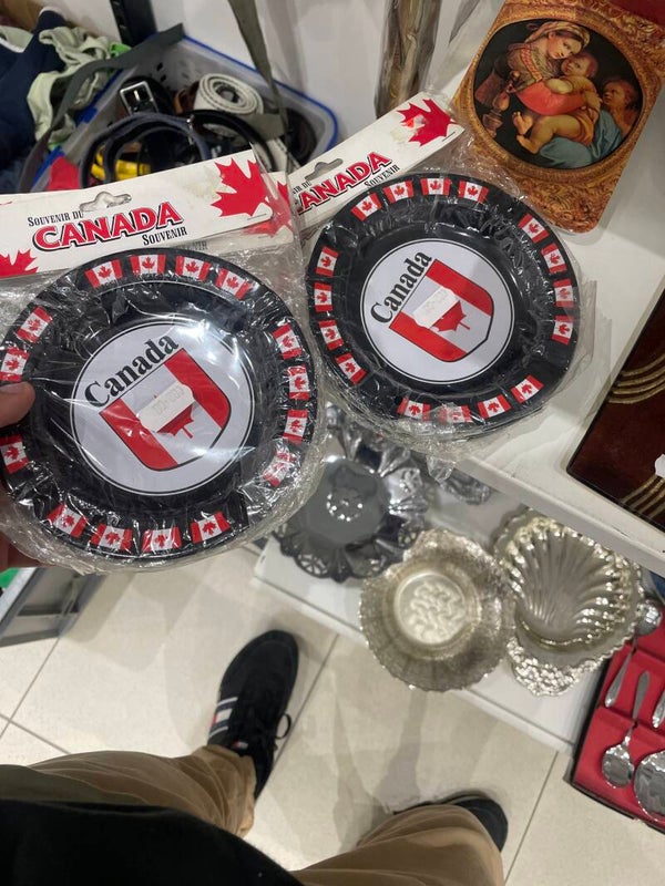 Canada Ashtray - Decor