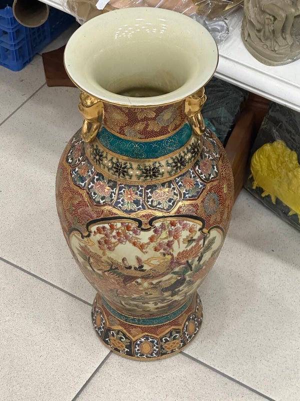 Heavy Chinese Porcelain Vase - Decor*