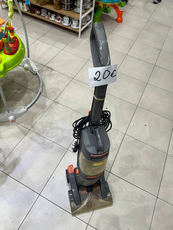 Vacuum Cleaner - Supplies **
