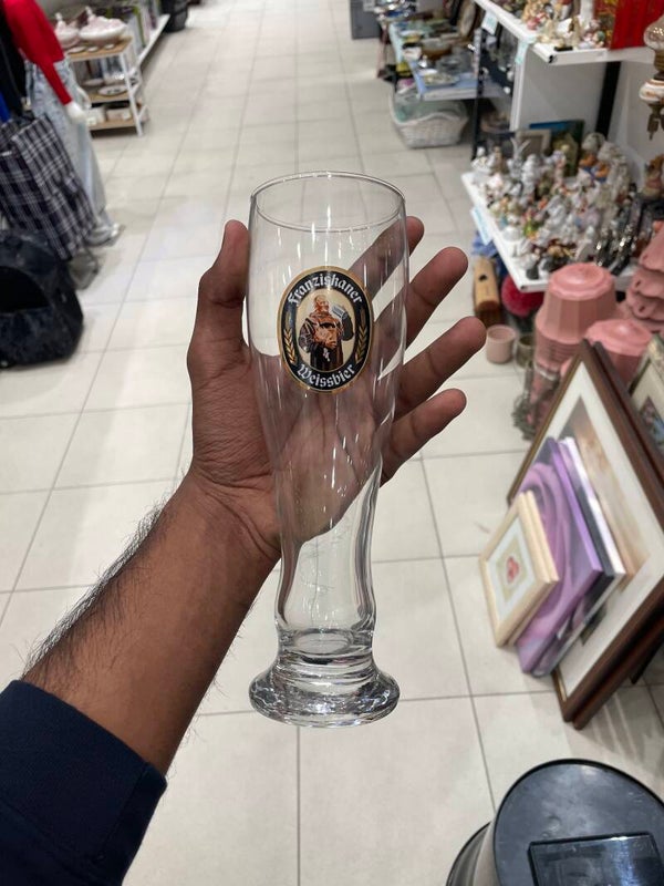 New glasses 7 € Each***