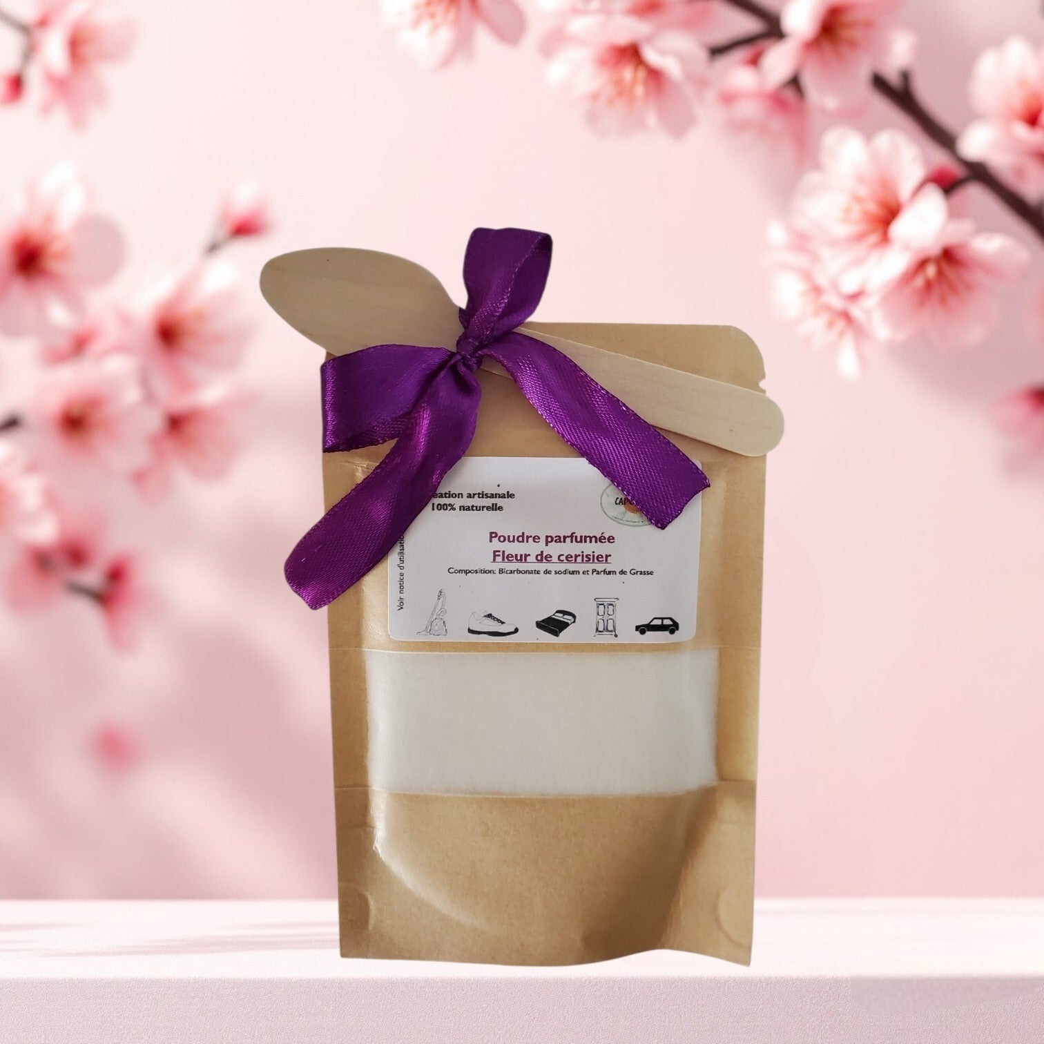 * Poudre parfumée "Fleur de cerisier" (Fleuri)