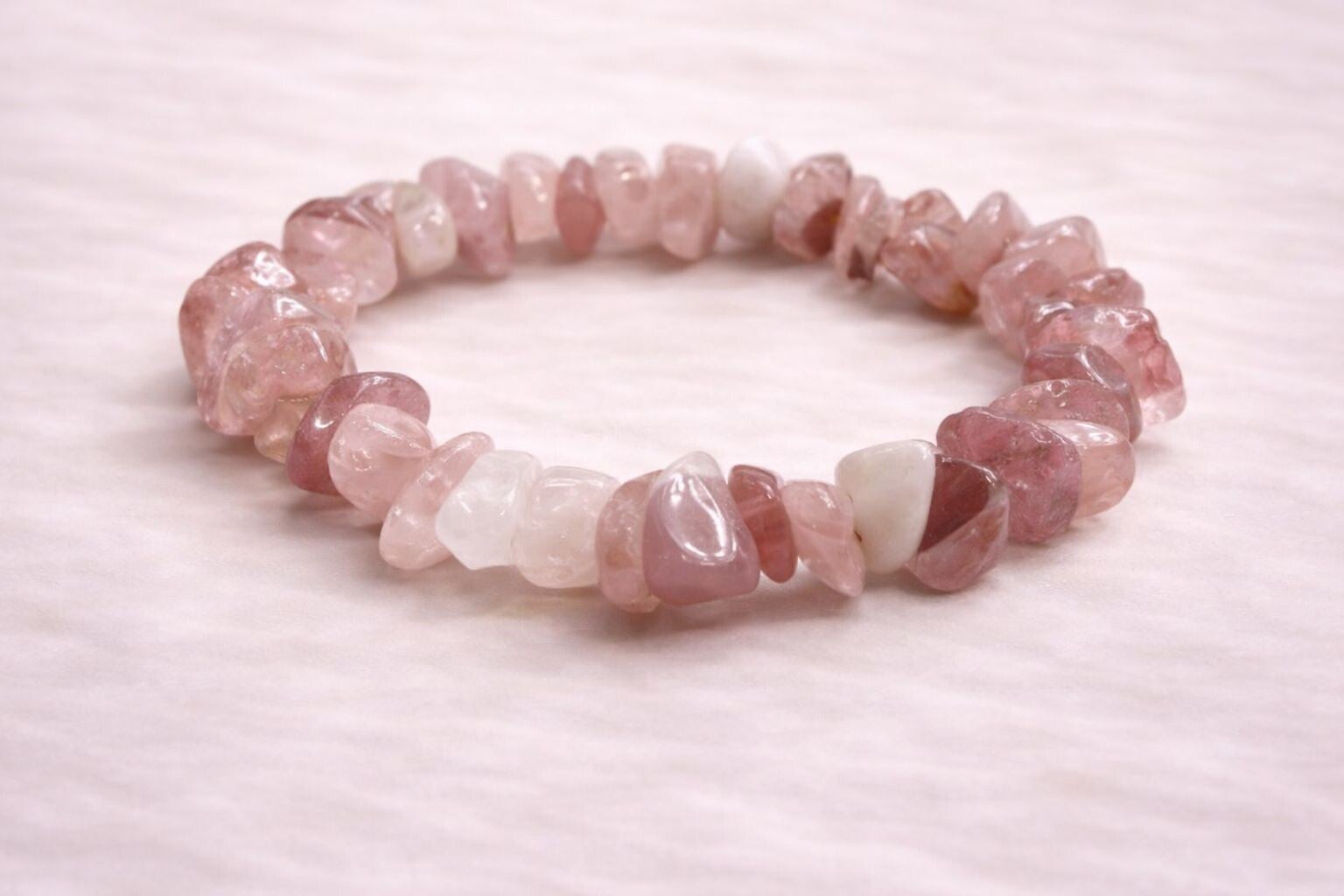 Aardbeienkwarts armband