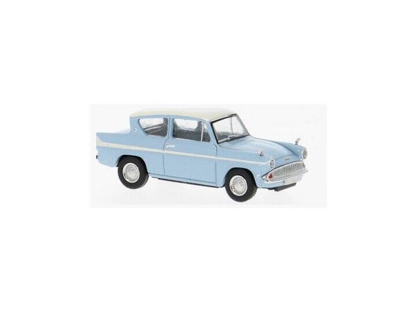 Ford Anglia, hellblau/weiss