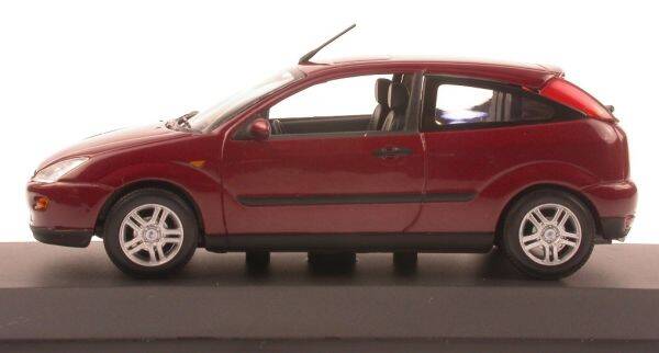 Ford Focus 1997 Rood