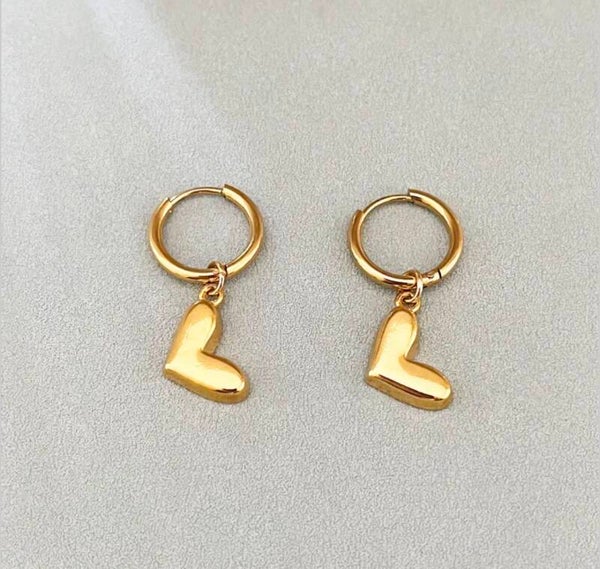 Mini love oorbellen