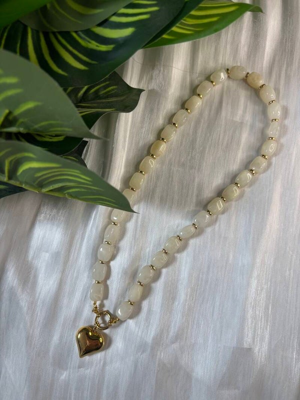 Creme love ketting