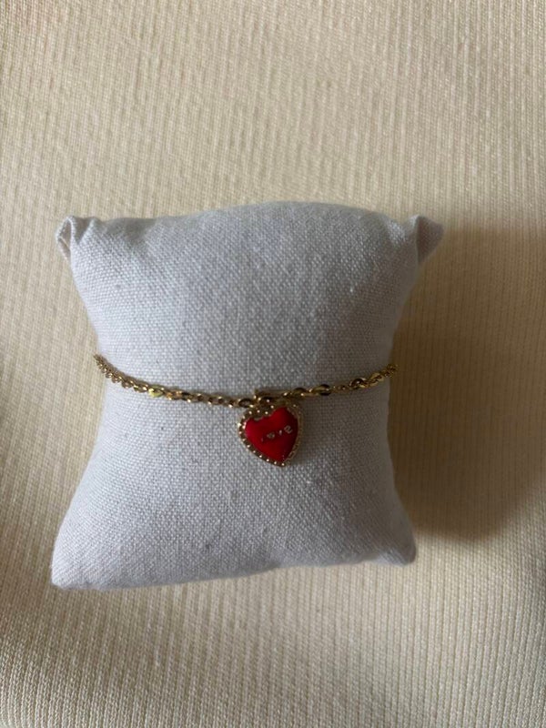 Love armband