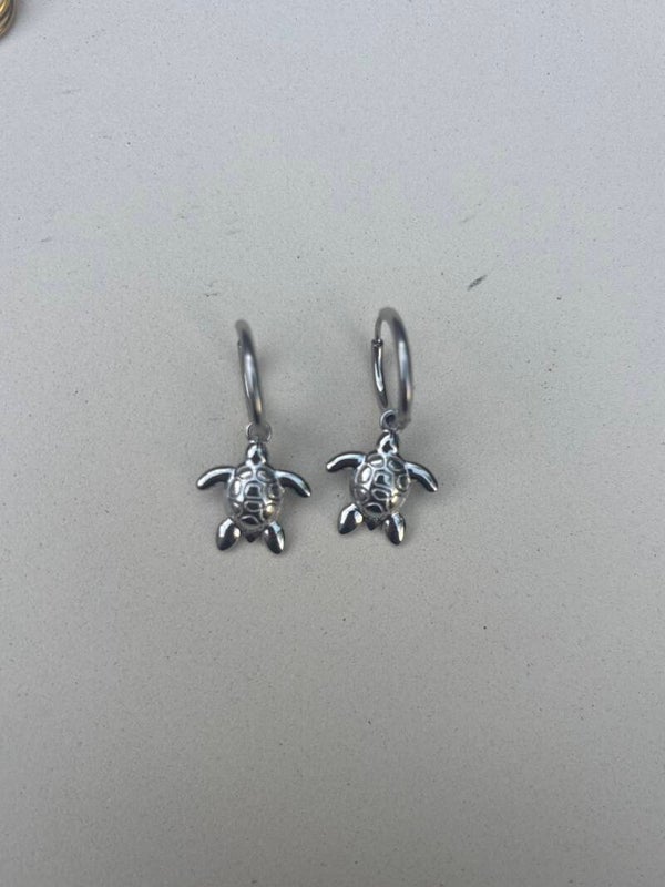 Schildpad oorbellen zilver