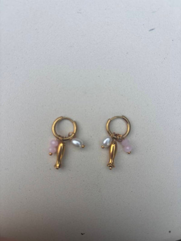 Vis oorbellen licht roze
